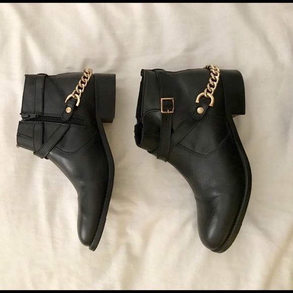 Steve Madden Ringoo Leather Booties 🖤 - Picture 2 of 6